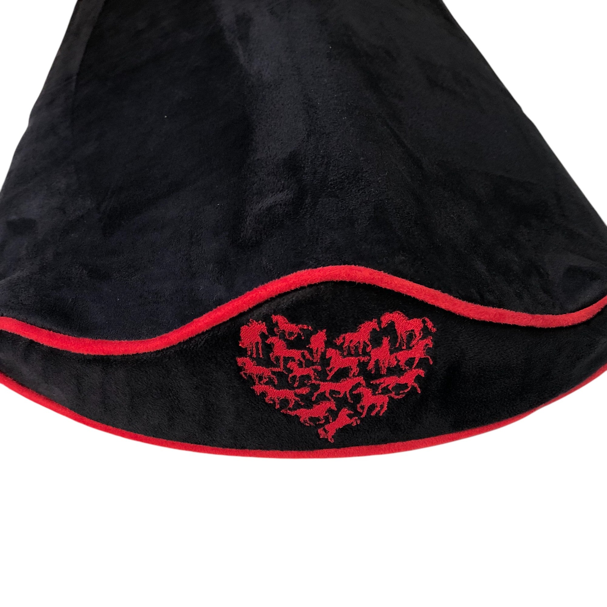 NEW! SaddleMattress TM Supreme Heart of Horses in Black