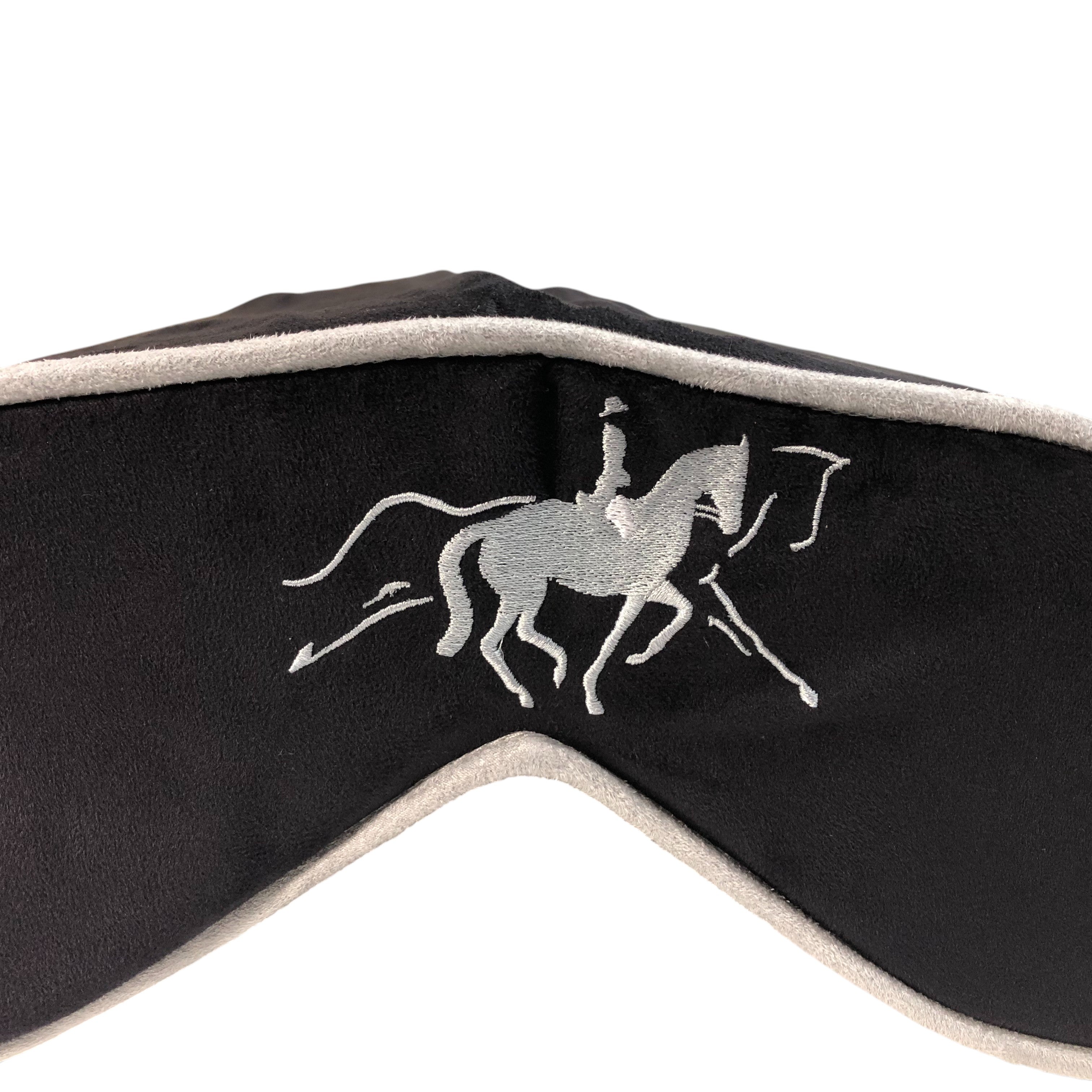 SaddleMattress TM Vertex Dressage Horse Extended Trot in Black