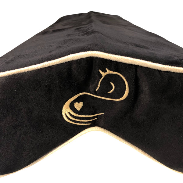 Vertex Gold Horse Silhouette in Black