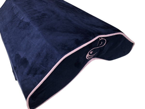 SaddleMattress Vertex Lilac Horse Silhouette in Midnight Blue