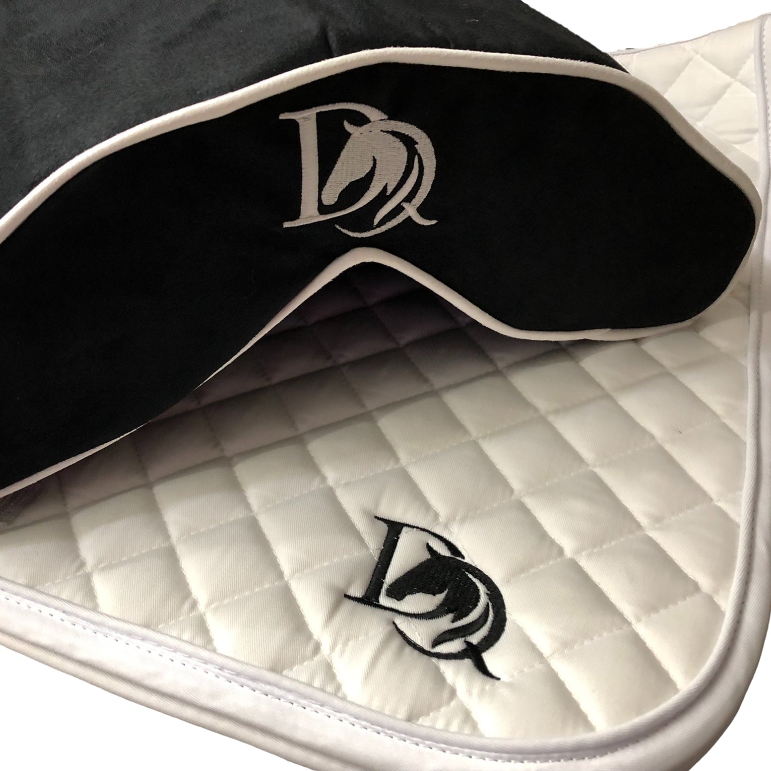 Vertex OWN logo with matching white saddle pad