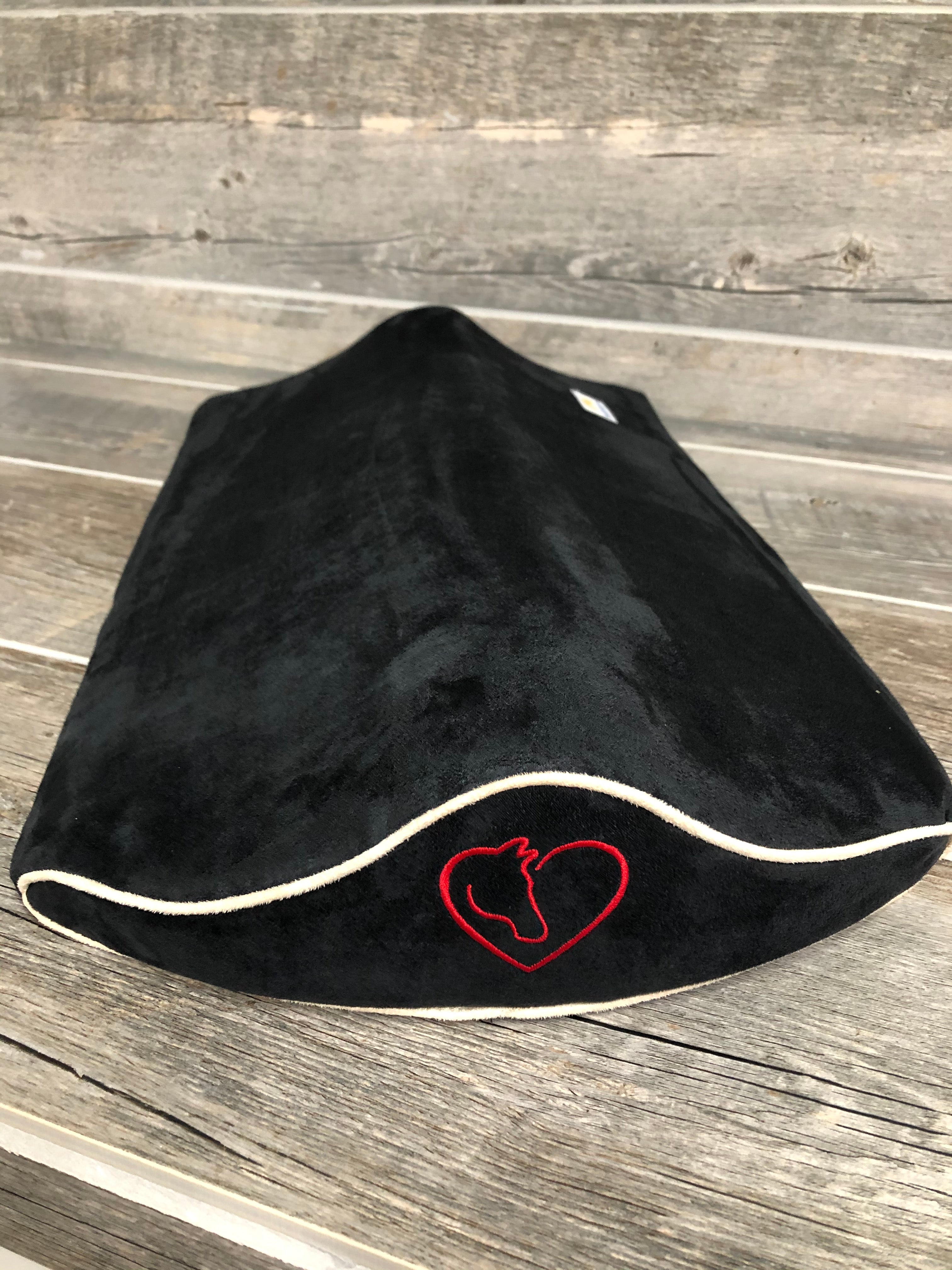 SaddleMattress Supreme Horse & Heart Black