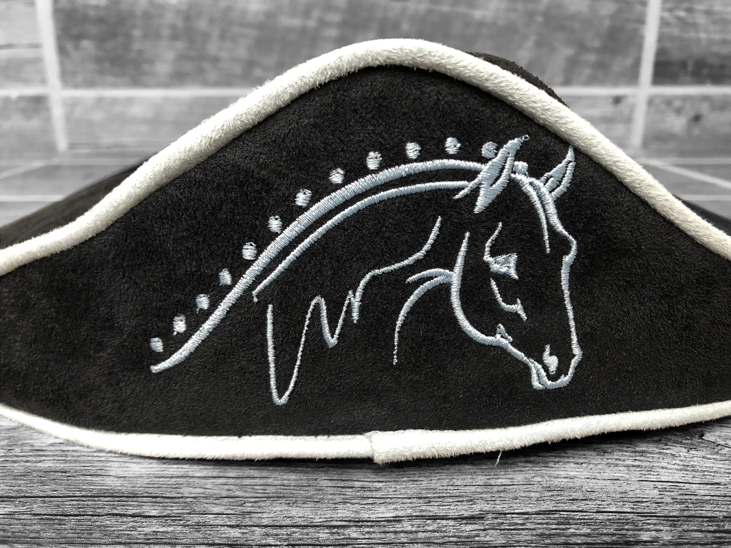 SaddleMattress Supreme Show Horse in Black