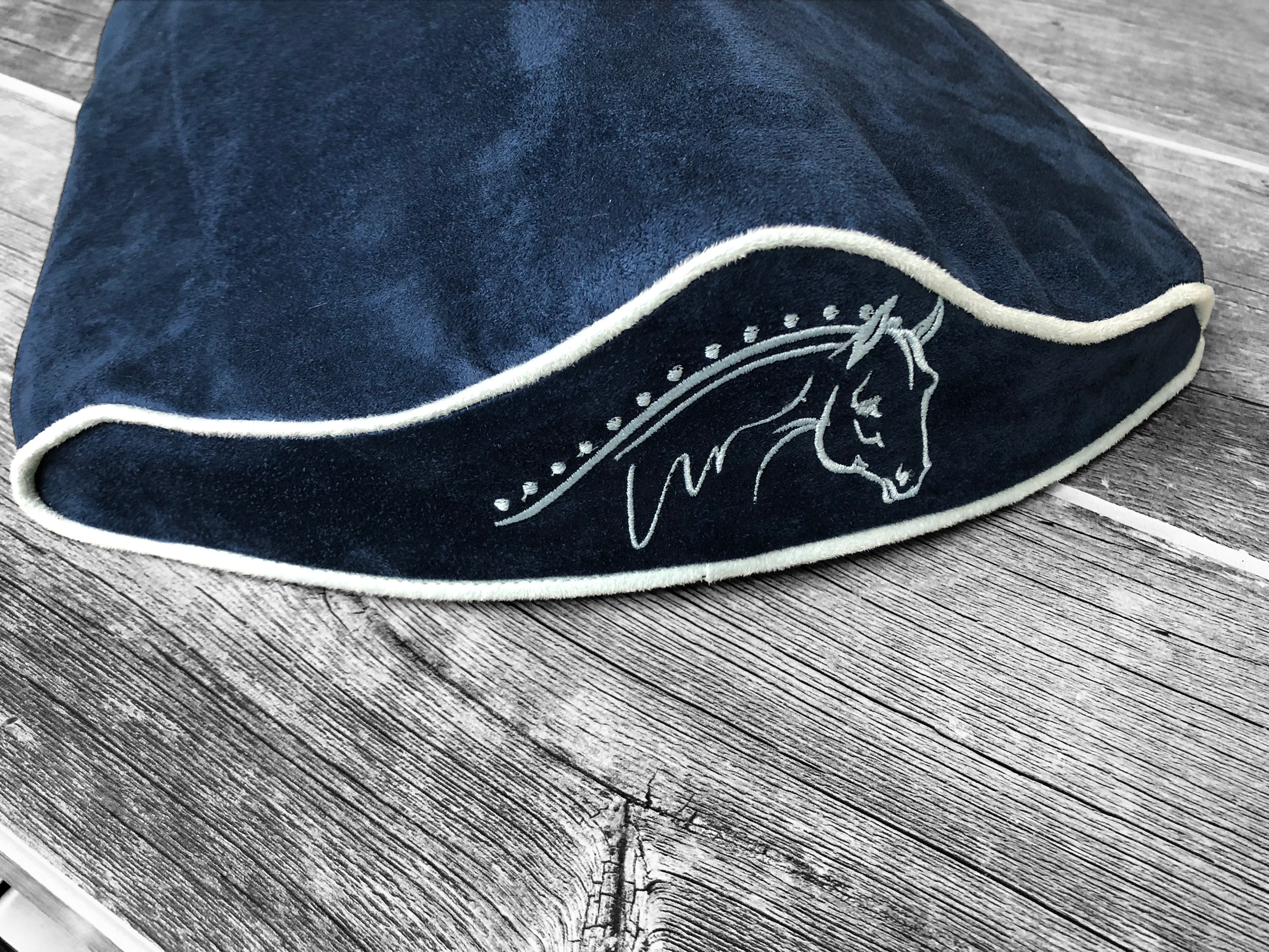 SaddleMattress Supreme Show Horse in Dark Blue